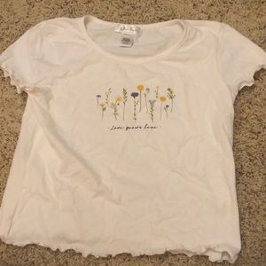 cute never worn brand new tillys kids size top!!